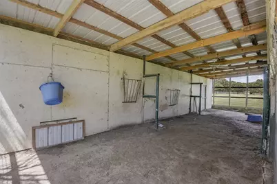 7611 Ledbetter Road, Arlington, TX 76001 - Photo 34