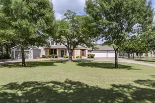 7611 Ledbetter Rd, Arlington, TX 76001 - Photo 2