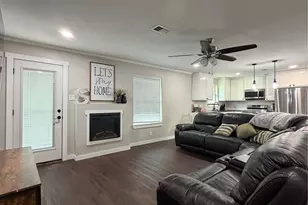 1306 McDaniel St, Callisburg, TX 76240 - Photo 14