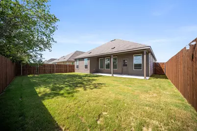 4736 Paynes Valley Drive, Ennis, TX 75119 - Photo 24