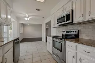2013 Pleasant Valley Dr, Plano, TX 75023 - Photo 12