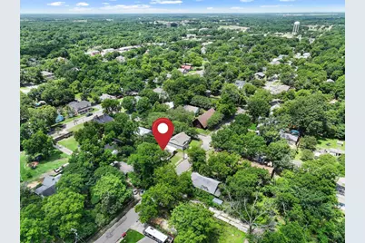 217 W 7th Street, Bonham, TX 75418 - Photo 6