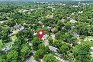 217 W 7th St, Bonham, TX 75418 - Photo 6