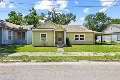 217 W 7th Street, Bonham, TX 75418 - Photo 2