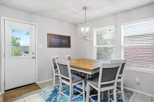 2208 Maple Dr, Little Elm, TX 75068 - Photo 8