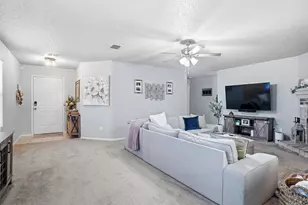 2208 Maple Dr, Little Elm, TX 75068 - Photo 4