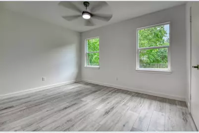 10020 Homeplace Drive, Dallas, TX 75217 - Photo 4