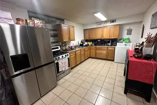 2133 Greenway St, Arlington, TX 76010 - Photo 10