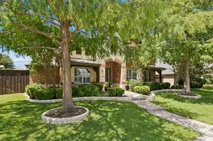 2418 Greenwood Dr, Frisco, TX 75036 - Photo 2