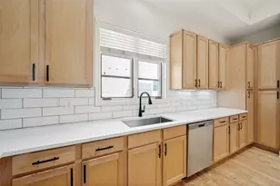 3210 Carlisle St, Dallas, TX 75204 - Photo 12