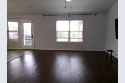 [Address not provided], Dallas, TX 75249 - Photo 4