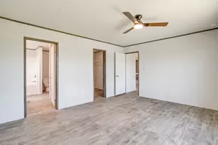 61 Kenzi Dr, Mineral Wells, TX 76067 - Photo 16