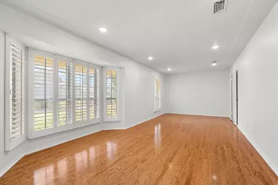 903 Leslie Drive, Arlington, TX 76012 - Photo 6