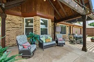 404 Marlow Dr, Flower Mound, TX 75028 - Photo 4