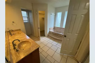 1940 Willow Vale Drive, Fort Worth, TX 76134 - Photo 14