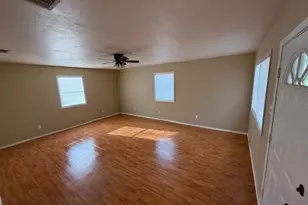 642 N Love St, Oakwood, TX 75855 - Photo 6