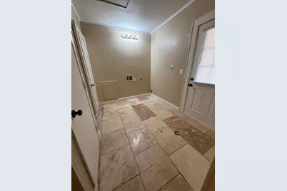 642 N Love Street, Oakwood, TX 75855 - Photo 10