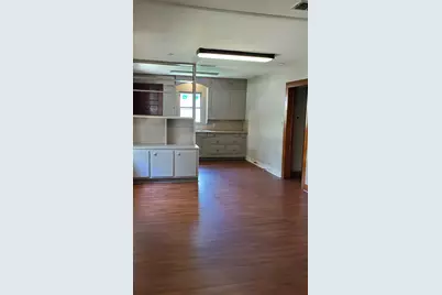 418 N 4th Street W, Clyde, TX 79510 - Photo 8