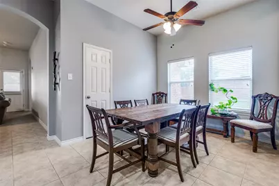 9204 Lockhart Drive, Arlington, TX 76002 - Photo 14