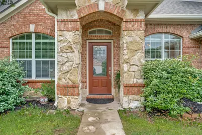 9204 Lockhart Drive, Arlington, TX 76002 - Photo 6