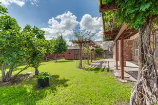 3003 Oak Briar Ln, Grand Prairie, TX 75052 - Photo 36