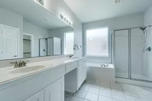 3003 Oak Briar Ln, Grand Prairie, TX 75052 - Photo 18