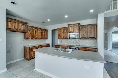 3003 Oak Briar Lane, Grand Prairie, TX 75052 - Photo 14