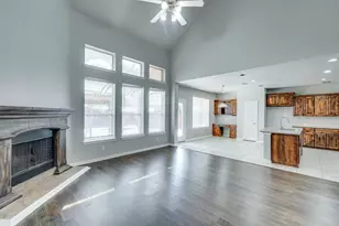 3003 Oak Briar Ln, Grand Prairie, TX 75052 - Photo 10