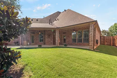 8300 Southridge Court, North Richland Hills, TX 76182 - Photo 36
