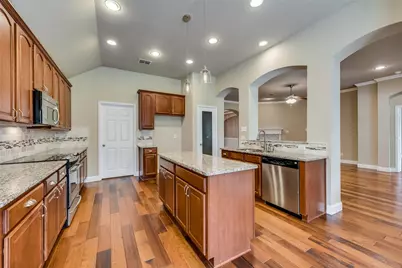 15417 Landing Creek Lane, Fort Worth, TX 76262 - Photo 10