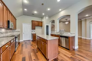 15417 Landing Creek Ln, Fort Worth, TX 76262 - Photo 10