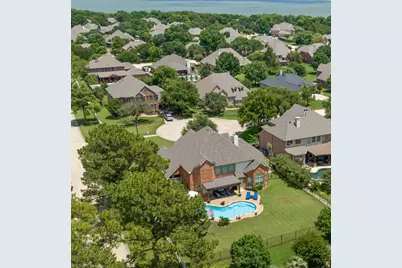 1100 Durango Circle, Shady Shores, TX 76208 - Photo 36