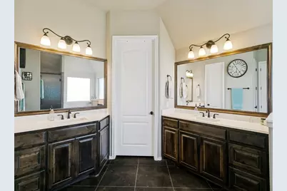 5713 Fogata Lane, Fort Worth, TX 76036 - Photo 24