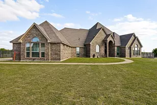 5713 Fogata Ln, Fort Worth, TX 76036 - Photo 2