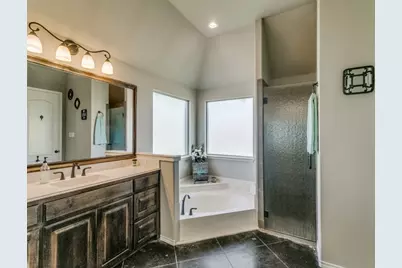 5713 Fogata Lane, Fort Worth, TX 76036 - Photo 18