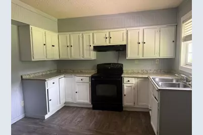 805 W 3rd Street, Clarksville, TX 75426 - Photo 10