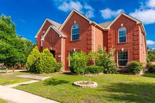 1100 Cedar Valley Dr, Irving, TX 75063 - Photo 2