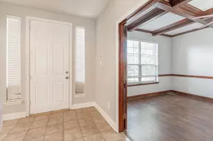 1100 Cedar Valley Dr, Irving, TX 75063 - Photo 12
