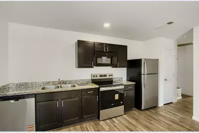 5912 Wilkes Drive, Fort Worth, TX 76119 - Photo 6