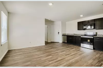 5912 Wilkes Drive, Fort Worth, TX 76119 - Photo 4