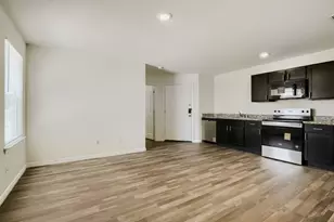 5912 Wilkes Dr, Fort Worth, TX 76119 - Photo 4