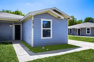 5912 Wilkes Dr, Fort Worth, TX 76119 - Photo 2