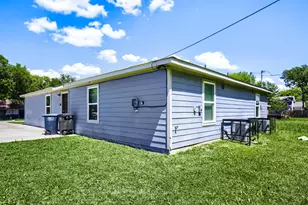 5912 Wilkes Dr, Fort Worth, TX 76119 - Photo 12