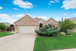 3318 Rosewood Ln, Sachse, TX 75048 - Photo 2