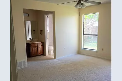 2314 Woodside Drive, Grand Prairie, TX 75052 - Photo 6