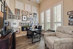 516 W N Creek Dr, Sherman, TX 75092 - Photo 8