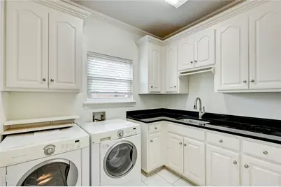 2804 Vermont Court, Arlington, TX 76001 - Photo 14