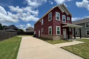 3322 Pickett St, Greenville, TX 75401 - Photo 2