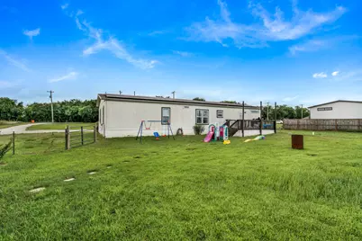 2871 County Road 1076, Celeste, TX 75423 - Photo 24