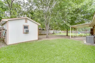 6820 Glenwood Dr, North Richland Hills, TX 76182 - Photo 18